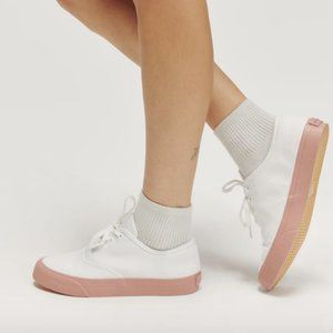 REFORMATION "Hazel" Canvas Sneaker White with Pink Sole Size 9 NWT NEVER WORN!